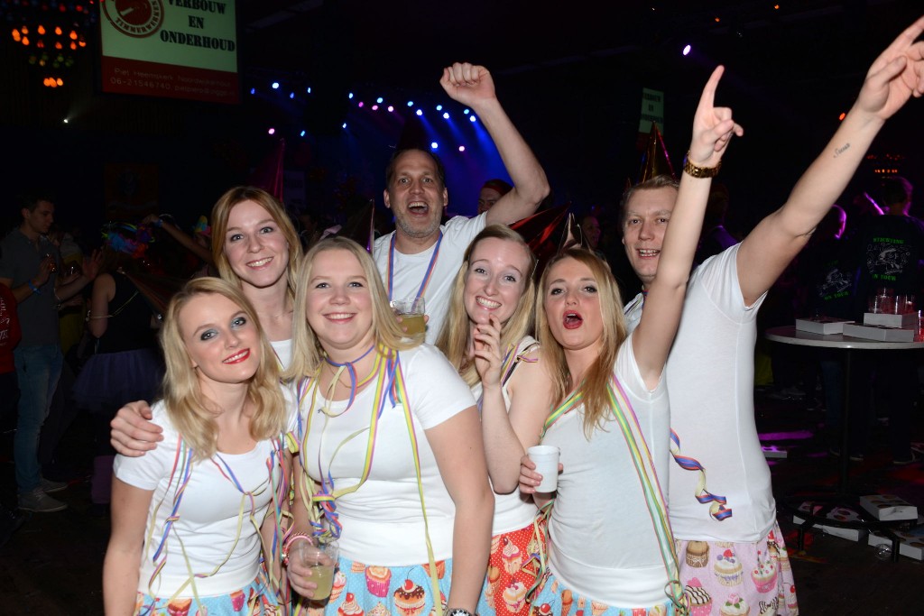 ../Images/Jubileum feest 5x11 306.jpg